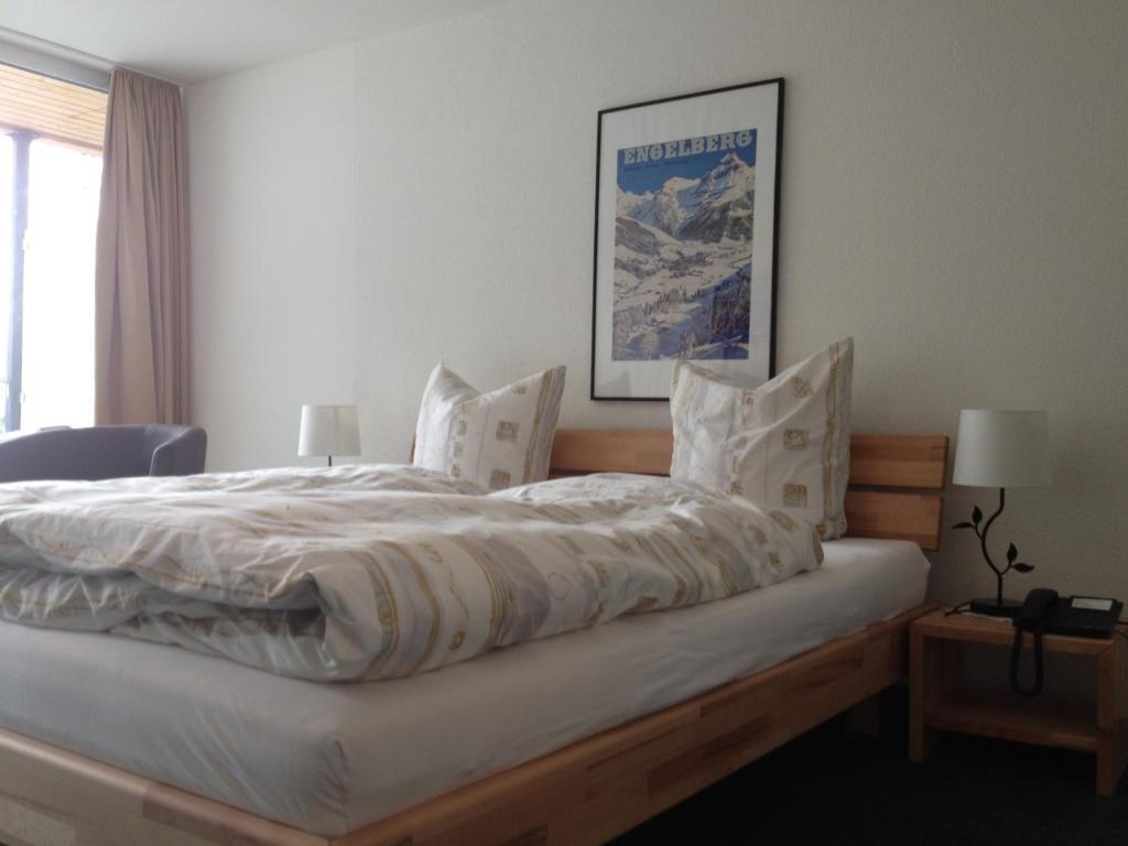 Hotel Hahnenblick Engelberg Zimmer foto